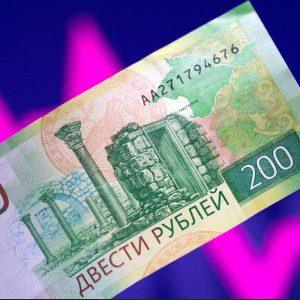 Ρούβλι: Το νόμισμα με τις καλύτερες επιδόσεις για φέτος