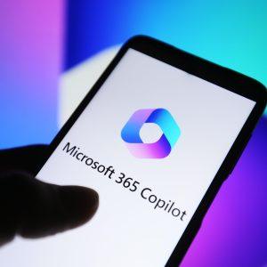 Microsoft: Προσθήκη της Anthropic στα εργαλεία του Copilot