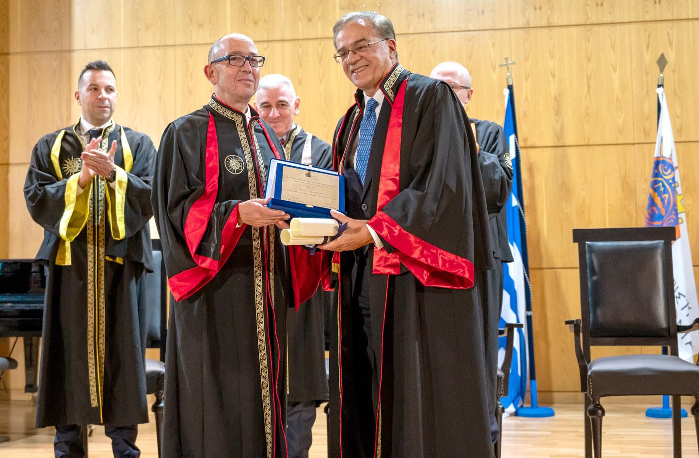 Χαρδούβελης: Προκλήσεις για την οικονομία στην εποχή Τραμπ