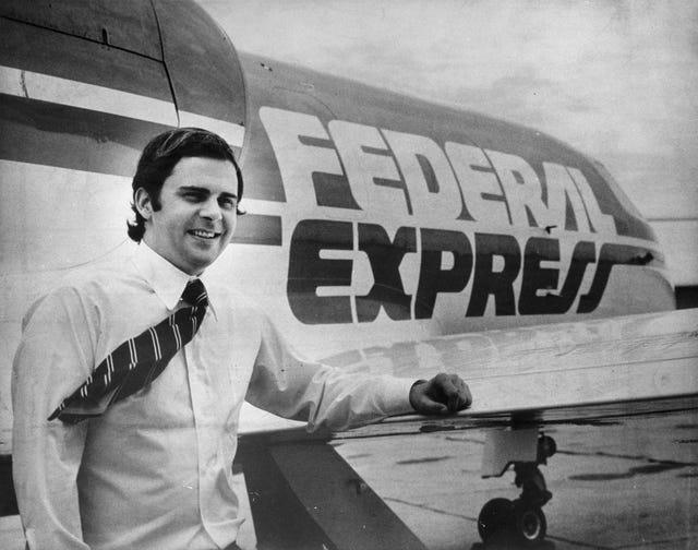 FedEx: Πέθανε ο ιδρυτής και εκτελεστικός πρόεδρός Φρέντερικ Σμιθ