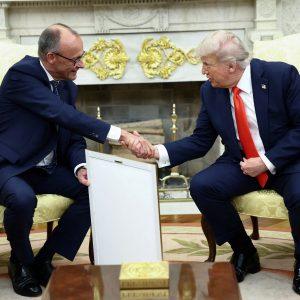 Φρίντριχ Μερτς: Πώς βγήκε κερδισμένος από τη διαμάχη Τραμπ – Μασκ