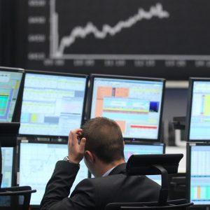 Αγορές: Σε ελεγχόμενη δοκιμασία λόγω της ανάφλεξης στη Μέση Ανατολή