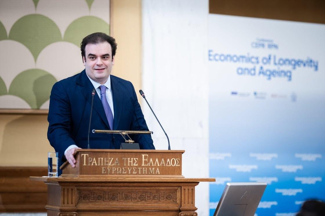 Πιερρακάκης: «Υπαρξιακό» ζήτημα το δημογραφικό