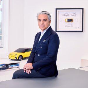Kering: Γιατί επέλεξε έναν μάνατζερ εκτός μόδας για νέο CEO 