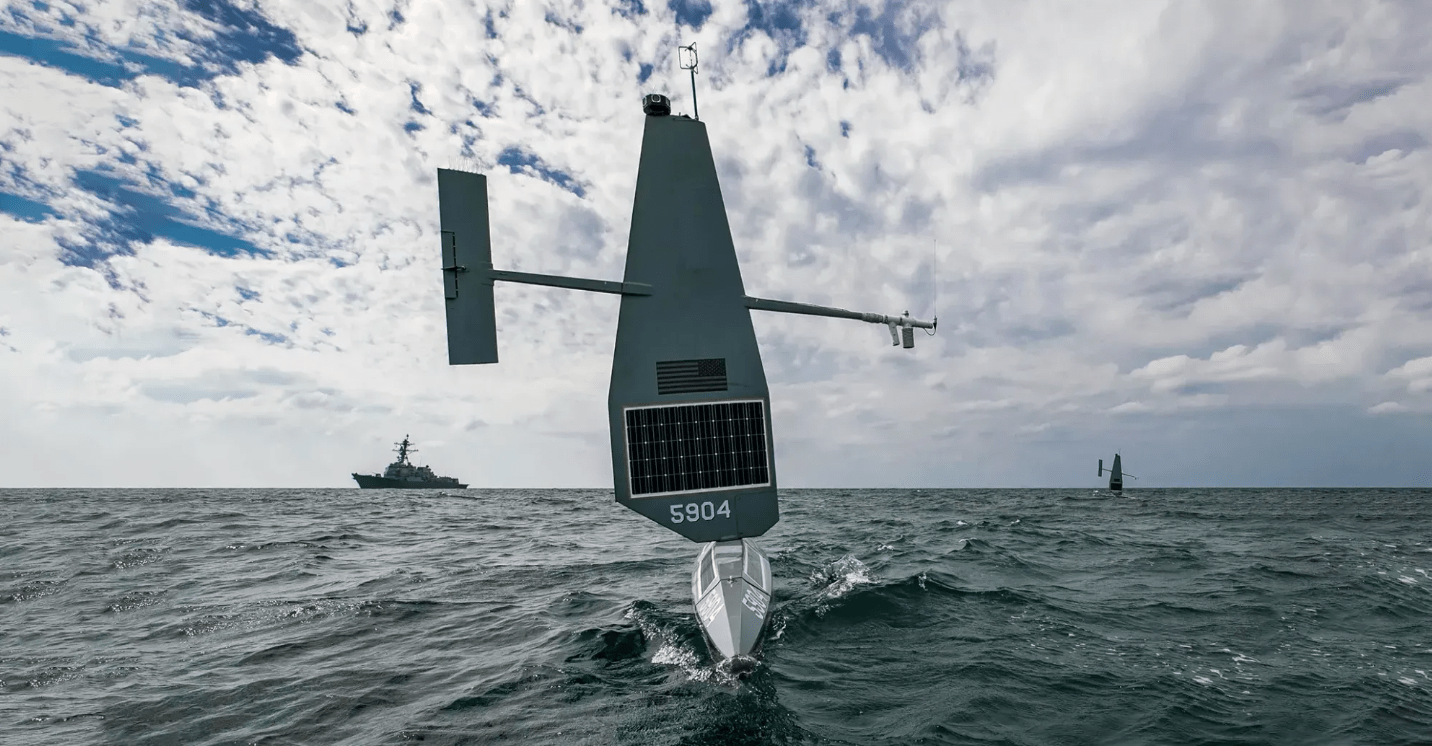 Δανία: Αναπτύσσει πλωτά drones στη Βαλτική για την προστασία καλωδίων