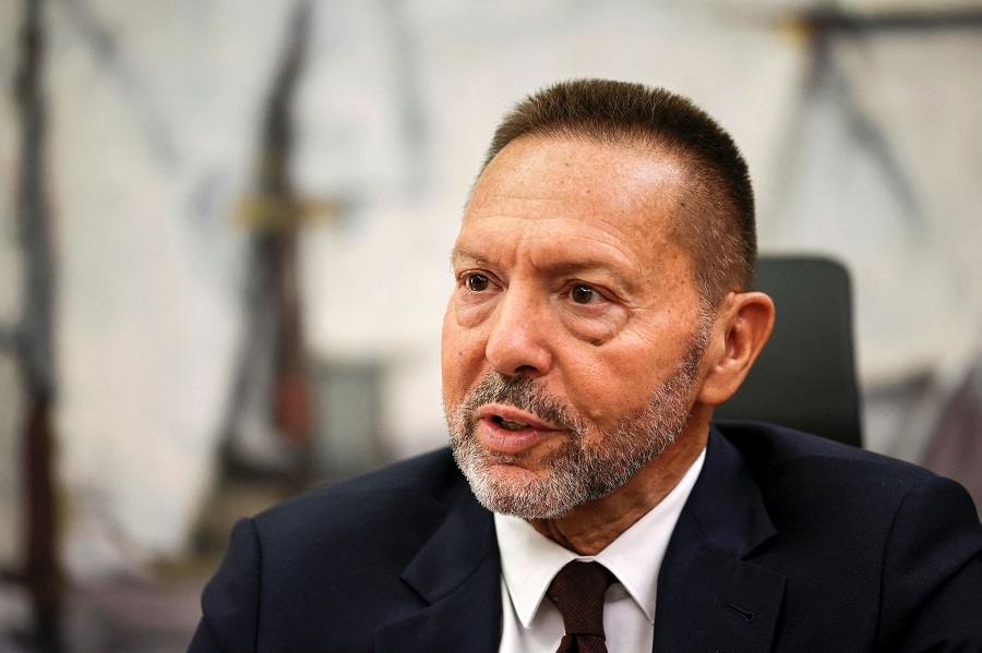 Στουρνάρας: Θέλει να γίνει το ευρώ αποθεματικό νόμισμα