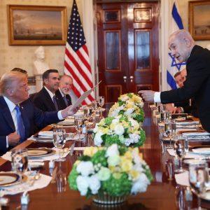 Νετανιάχου: Προτείνει τον Τραμπ για Νόμπελ Ειρήνης
