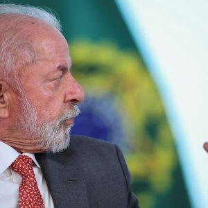 Βραζιλία: Ο Λούλα υπόσχεται να υπερασπιστεί την εθνική κυριαρχία της χώρας απέναντι στον Τραμπ
