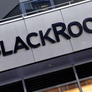 BlackRock: Σταματά τις συνομιλίες για την χρηματοδότηση της ανοικοδόμησης της Ουκρανίας