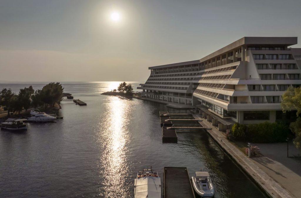 SWOT Hospitality: Συμφωνία με το Porto Carras