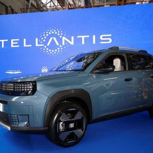 Stellantis: Καταγράφει ζημίες καθώς οι δασμοί Τραμπ πλήττουν Fiat και Jeep