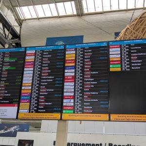 Γαλλία: Χάος στα αεροδρόμια λόγω απεργίας των ελεγκτών εναέριας κυκλοφορίας