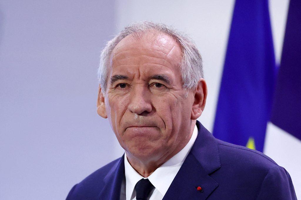 Μπαϊρού: Προϋπολογισμός λιτότητας στη Γαλλία με… μείον δύο ημέρες αργίας