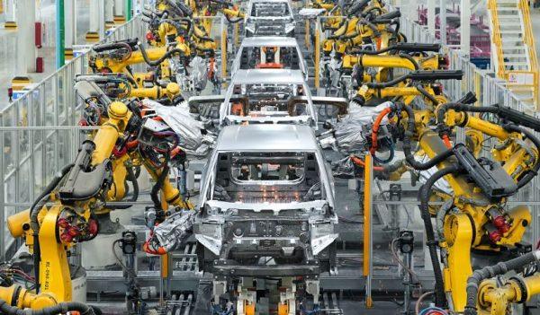BYD: Φρένο στην παραγωγή της Ουγγαρίας, γκάζι στο εργοστάσιο της Τουρκίας