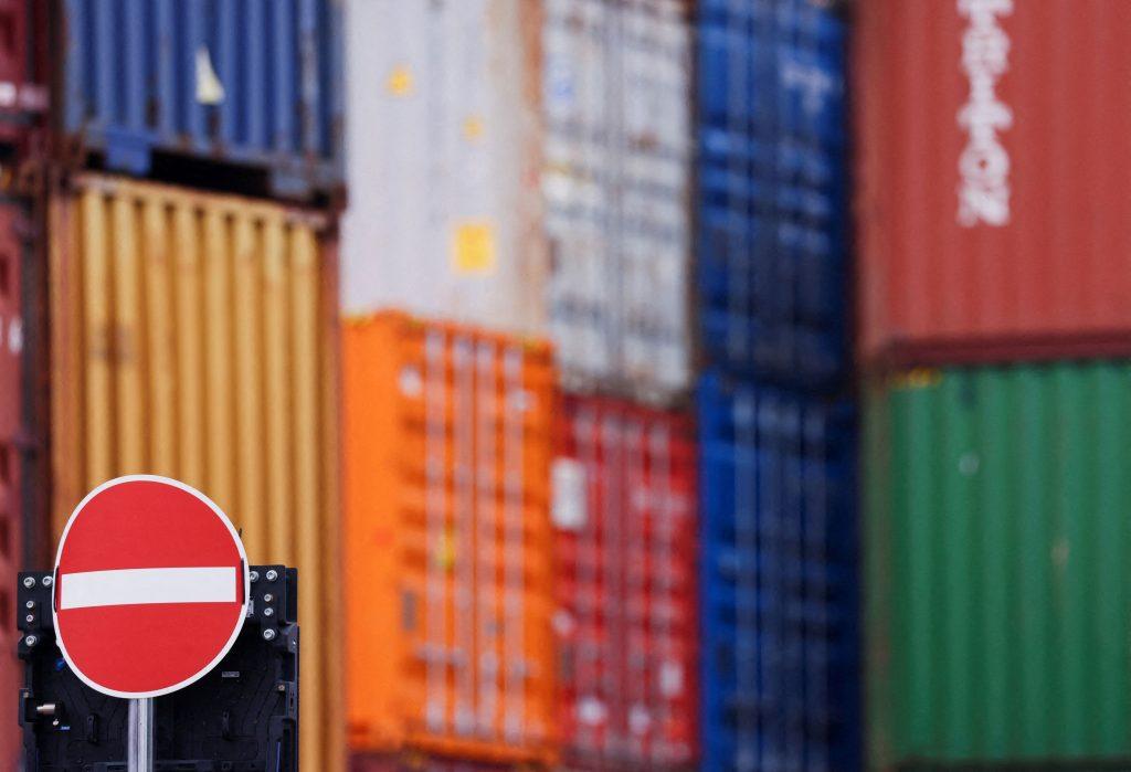 ΕΕ: Η απάντηση των 100 δισ. ευρώ εάν αποτύχουν οι συνομιλίες με Τραμπ