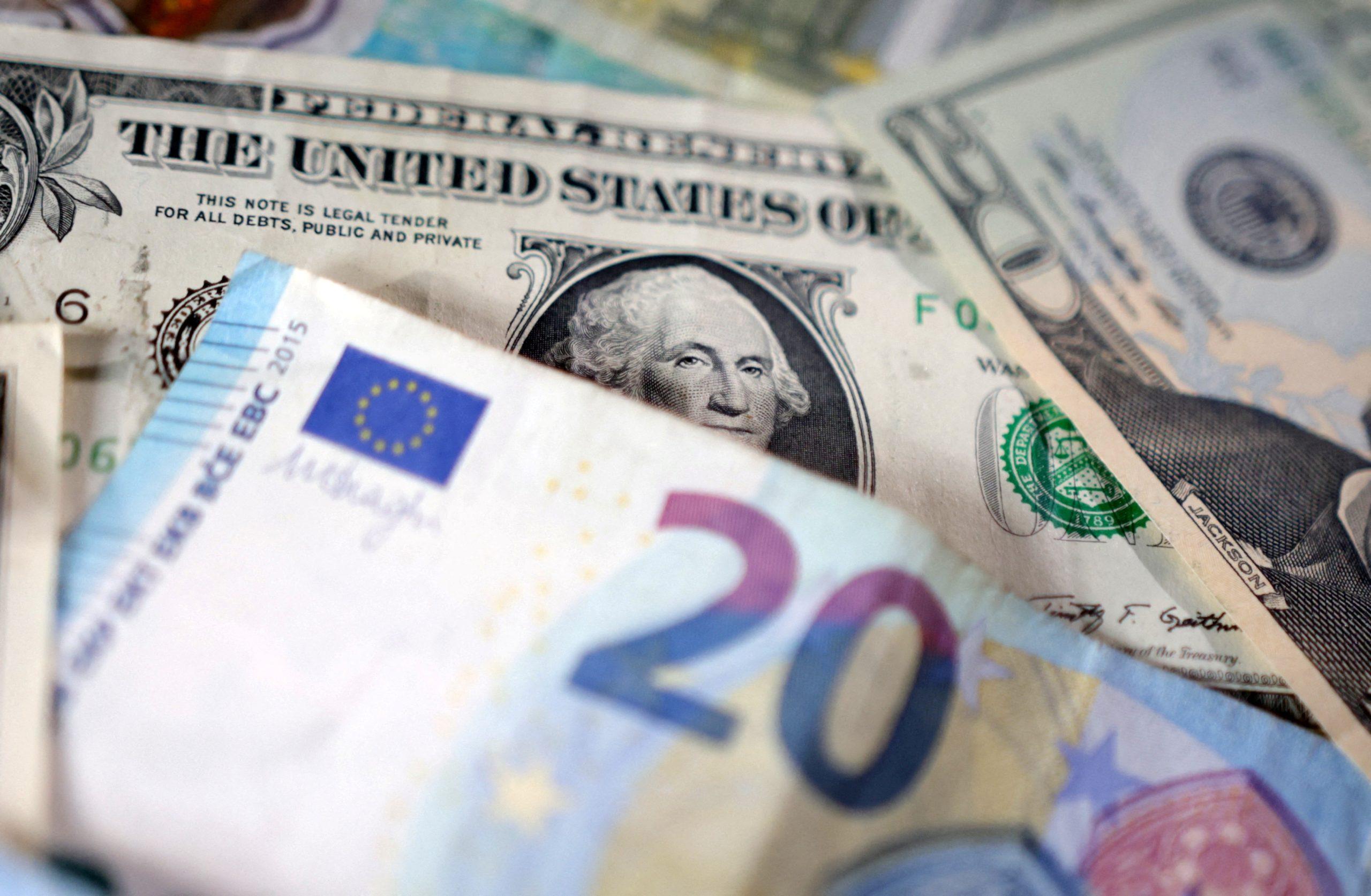 Ευρώ: Εκτόξευση στα ύψη με τους δασμούς Τραμπ πιθανώς να το ωθήσουν ακόμη υψηλότερα