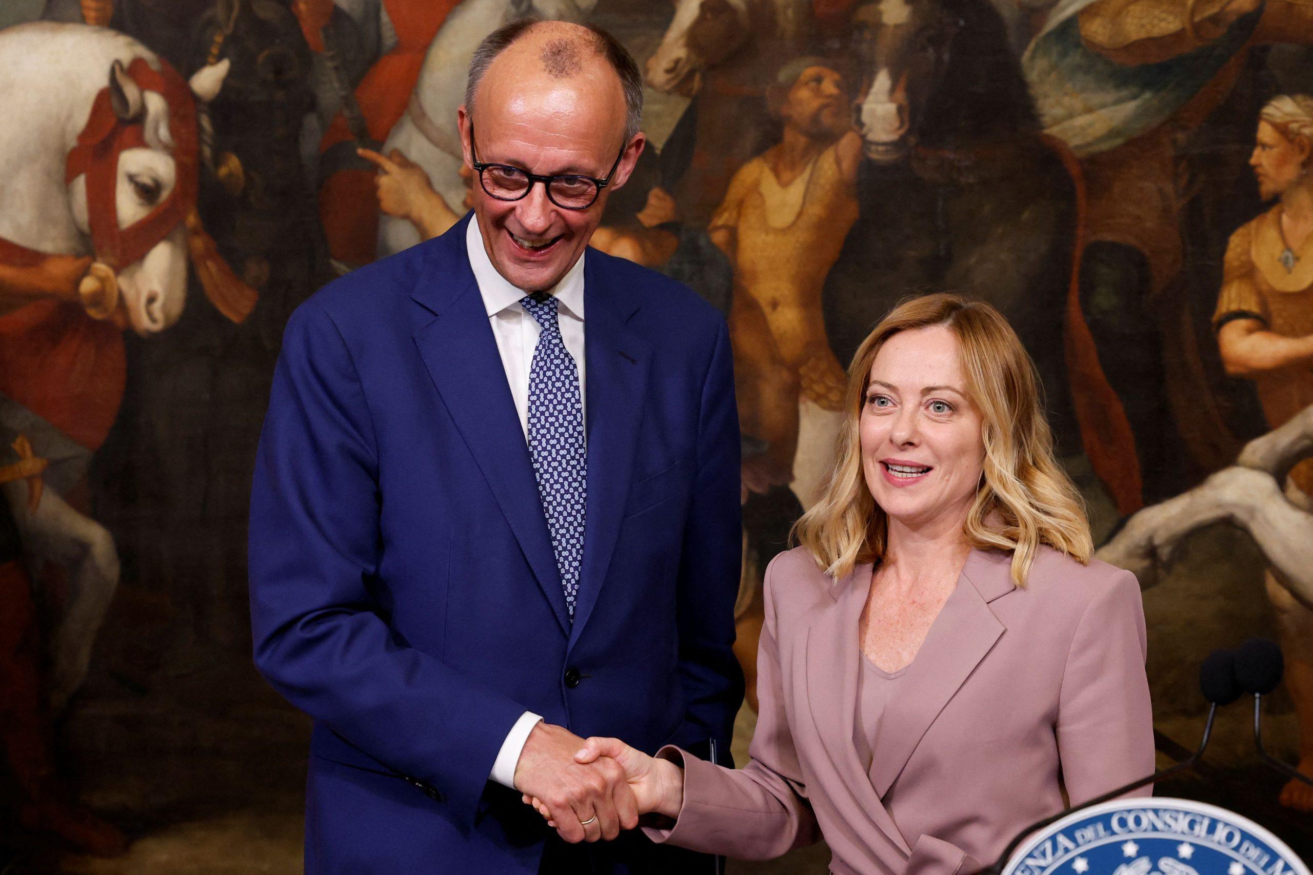 Συμφωνία Τραμπ – ΕΕ: Πώς αντέδρασαν Μερτς και Μελόνι στη συμφωνία