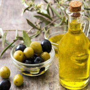 Ελαιόλαδο: Ολική ανατροπή σε τιμές και παραγωγή – Πόσο πωλείται τώρα το λίτρο 