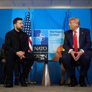 Τραμπ: Πετάει το γάντι στον Ζελένσκι για ουκρανικό χτύπημα στη Μόσχα