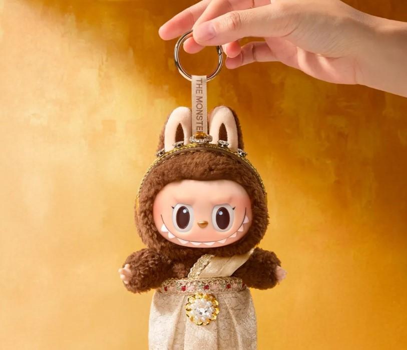 Labubu: Πώς κάνουν viral μάρκες όπως η Pillsbury και η Elf Beauty