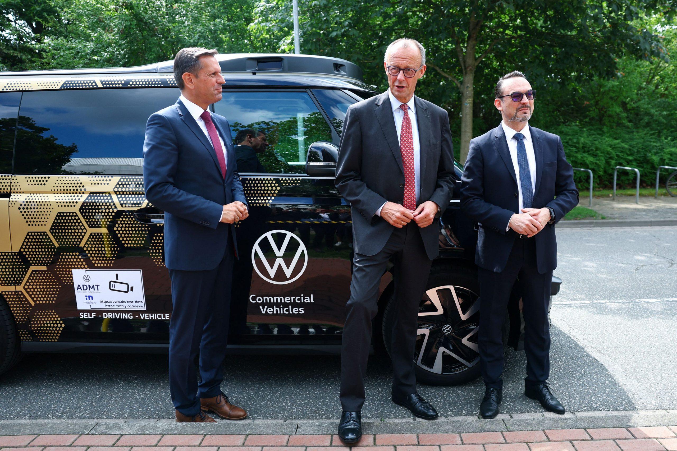 Volkswagen: Βουτιά 29% στα κέρδη λόγω δασμών Τραμπ – Μειώνει τις προβλέψεις της