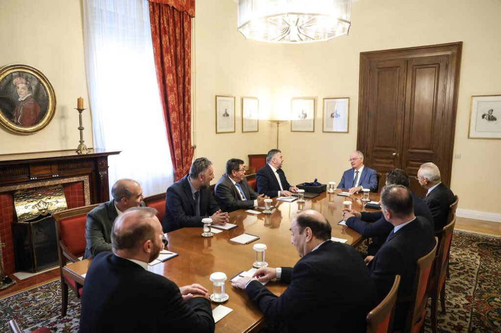 ΒΕΑ: Κατέθεσε στον ΠτΔ υπόμνημα με προτάσεις για τη στήριξη της βιοτεχνίας
