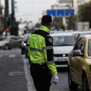 Έξοδος Δεκαπεντάγουστου: Απαγόρευση φορτηγών και έκτακτα μέτρα Τροχαίας