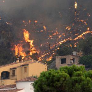 Ισπανία: Μάχη με τις φλόγες σε 14 μέτωπα – Στους επτά οι νεκροί