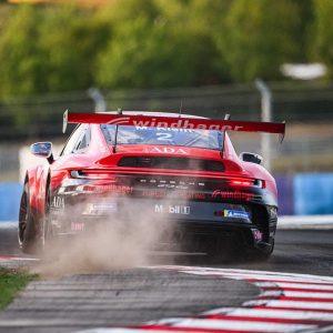Porsche: Αναζητά συνεργασίες στον αμυντικό τομέα
