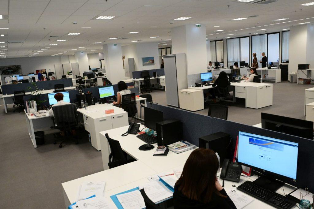 Δημόσιοι υπάλληλοι: Θα απολύονται όσοι αρνούνται για δύο χρονιές την αξιολόγηση