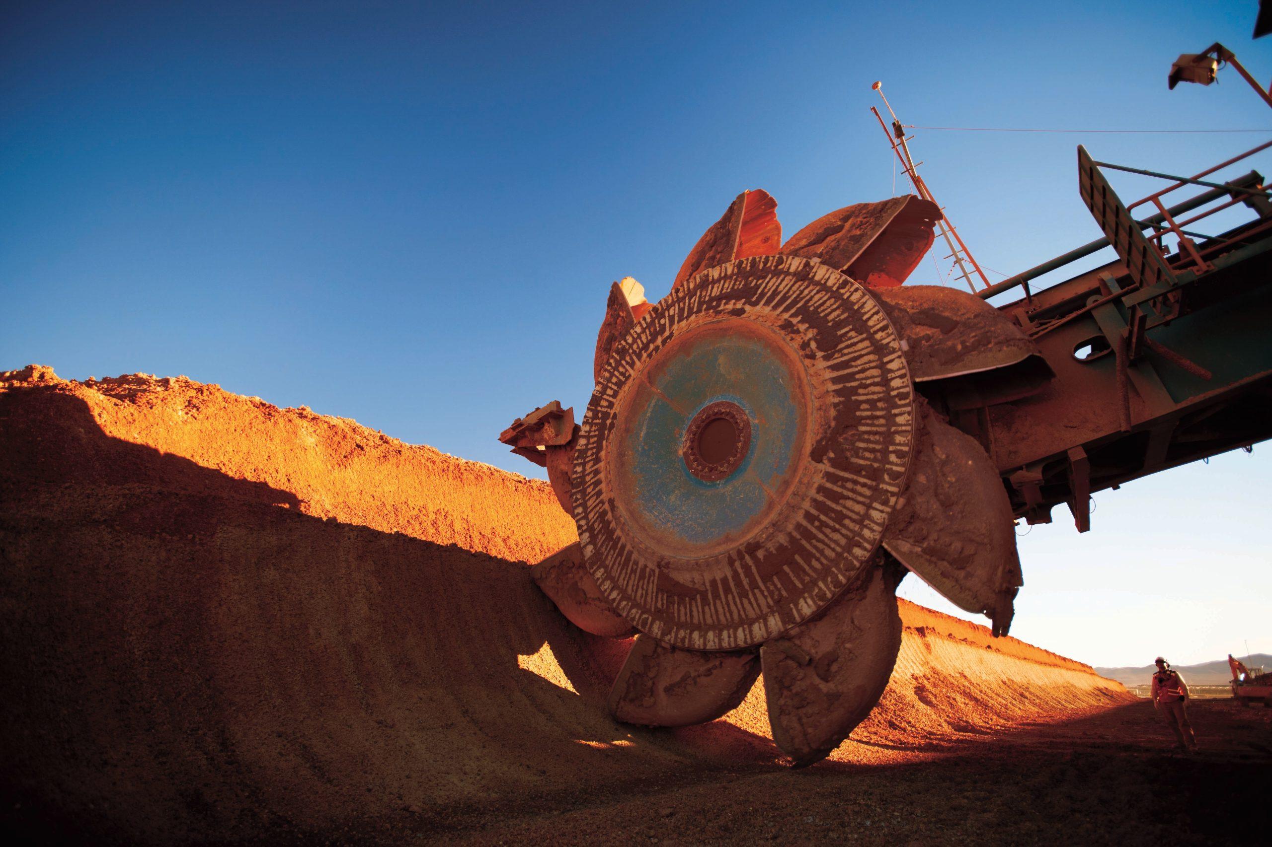 ArcelorMittal: Τα προβλήματα της εταιρείας κλείνουν ορυχείο στη Νότια Αφρική
