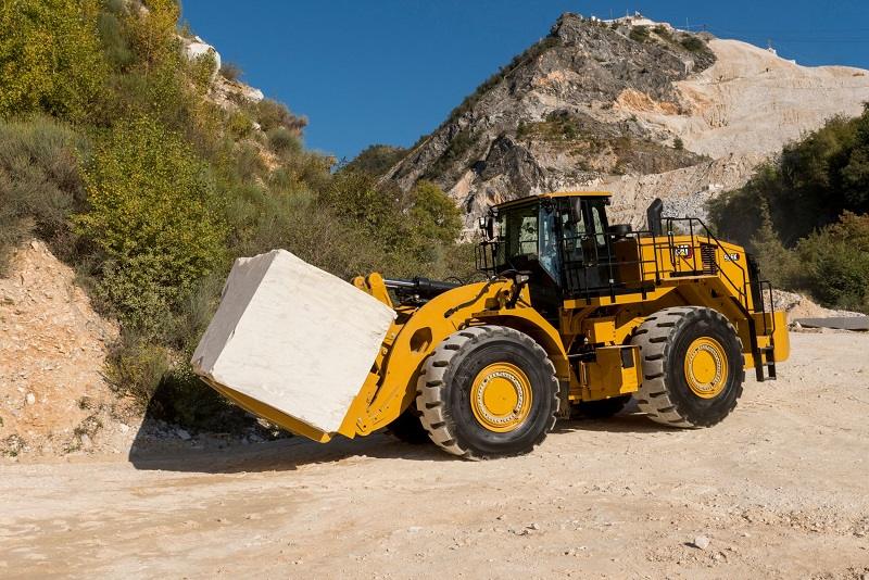 Caterpillar: Πόσο θα κοστίσουν οι δασμοί – «Αδειάζουν» τα κέρδη τριμήνου