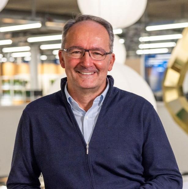 IKEA: Ιστορική αλλαγή σελίδας – Ποιος αναλαμβάνει τα ηνία