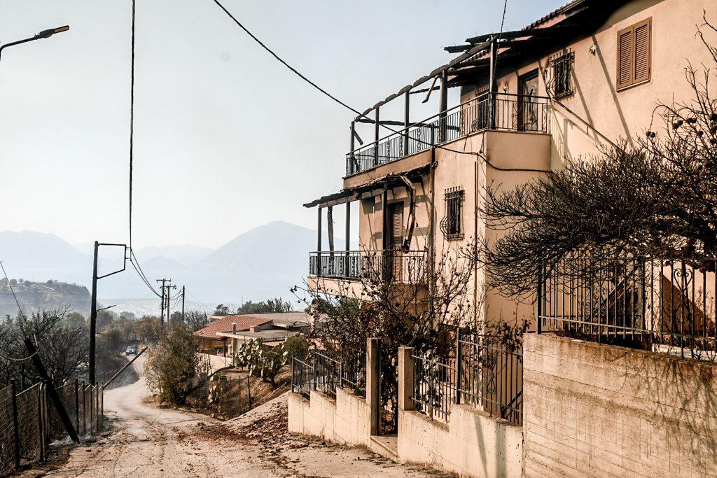 Πυρόπληκτοι: Εγκρίθηκαν απαλλαγή ΕΝΦΙΑ, επίδομα στέγασης και ενίσχυση ΟΤΑ