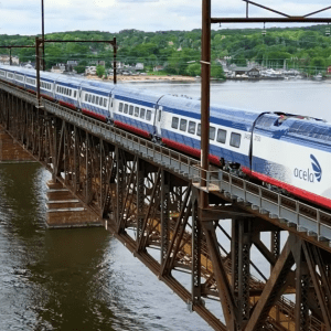 ΗΠΑ: Γιατί τα νέα τρένα Acela της Amtrak ταξιδεύουν πιο αργά από τα παλιά