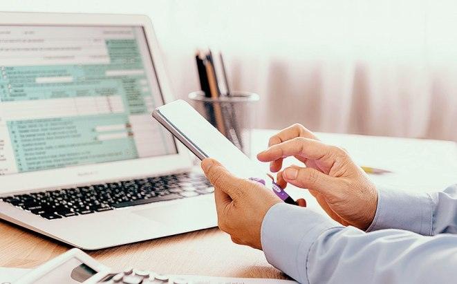 Εφορία: «Παγώνουν» για μια διετία οι τόκοι για ληξιπρόθεσμες οφειλές