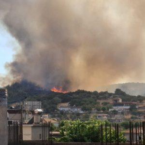 Πυρκαγιές: Μήνυμα εκκένωσης από το 112 για φωτιά στο Κοκώρη Αιτωλοακαρνανίας
