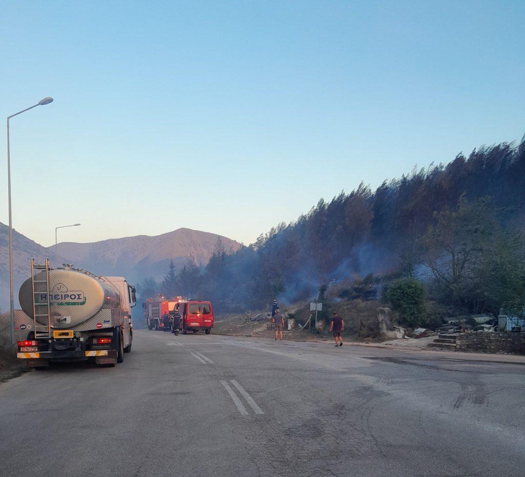 Ήπειρος: Συνδρομή στο πυροσβεστικό σώμα
