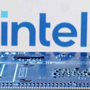 Intel: Η κυβέρνηση Τραμπ διαπραγματεύεται την απόκτηση μεριδίου 10%