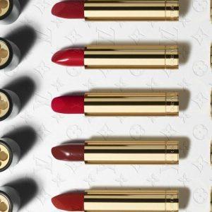 Louis Vuitton: To «στρατηγικό παιχνίδι» των 160 δολαρίων