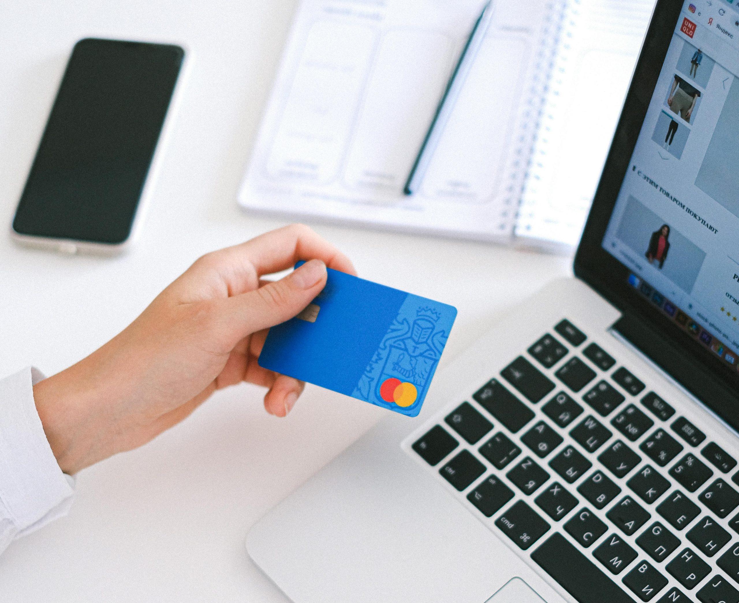 Greek Tax Authority Conducts Sweeping Audits in E-Commerce