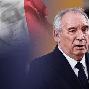 ΕΚΤ: Με το βλέμμα στη Γαλλία οι αποφάσεις για τα επιτόκια