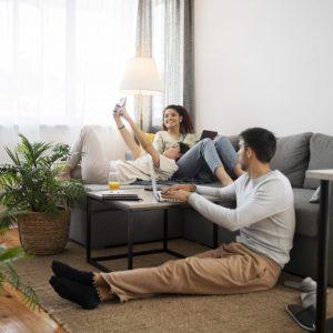 Στέγη: Στροφή στη συγκατοίκηση