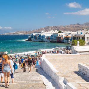 Germany and UK lead Greece’s €20.6bn tourism revenues