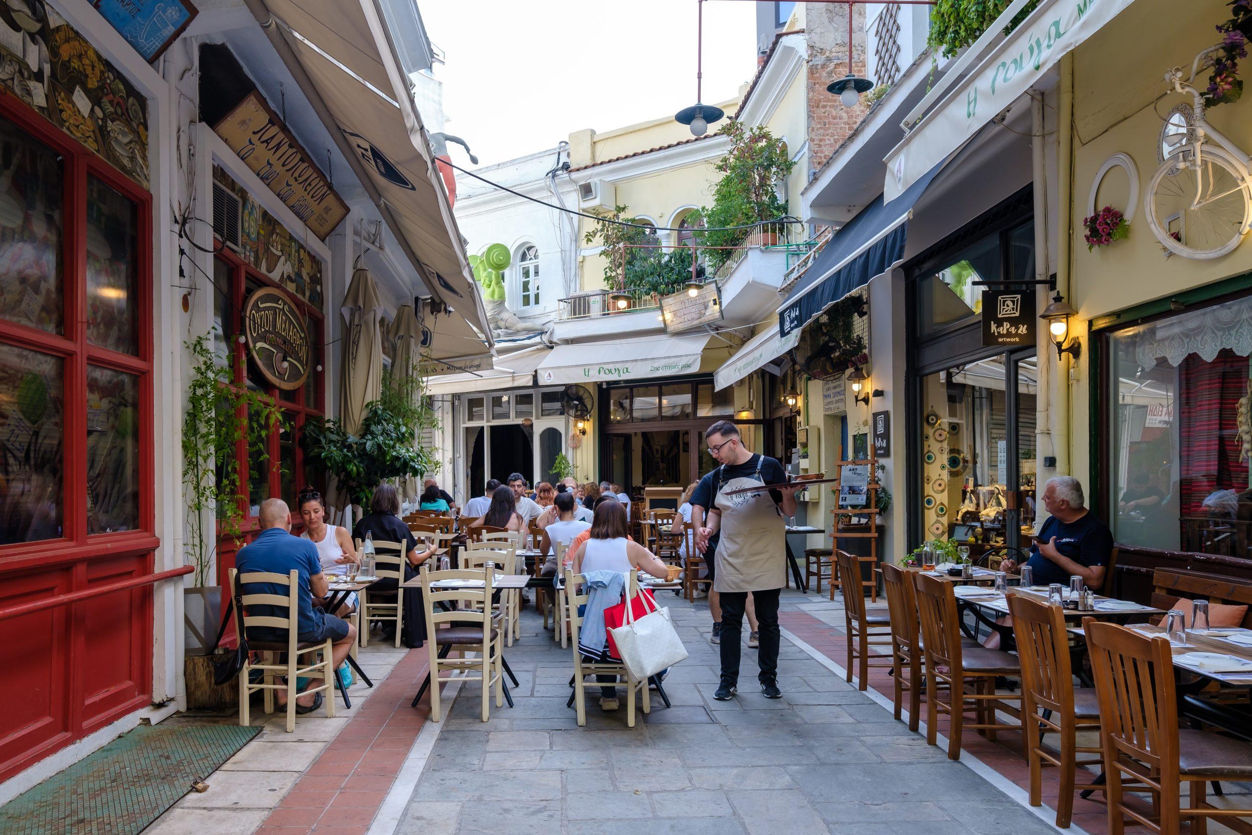 Εστίαση: Τουρισμός, μειωμένη κατανάλωση και νέες συνήθειες