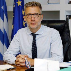 Σκέρτσος: Τι αναφέρει για τις διακοπές των Ελλήνων