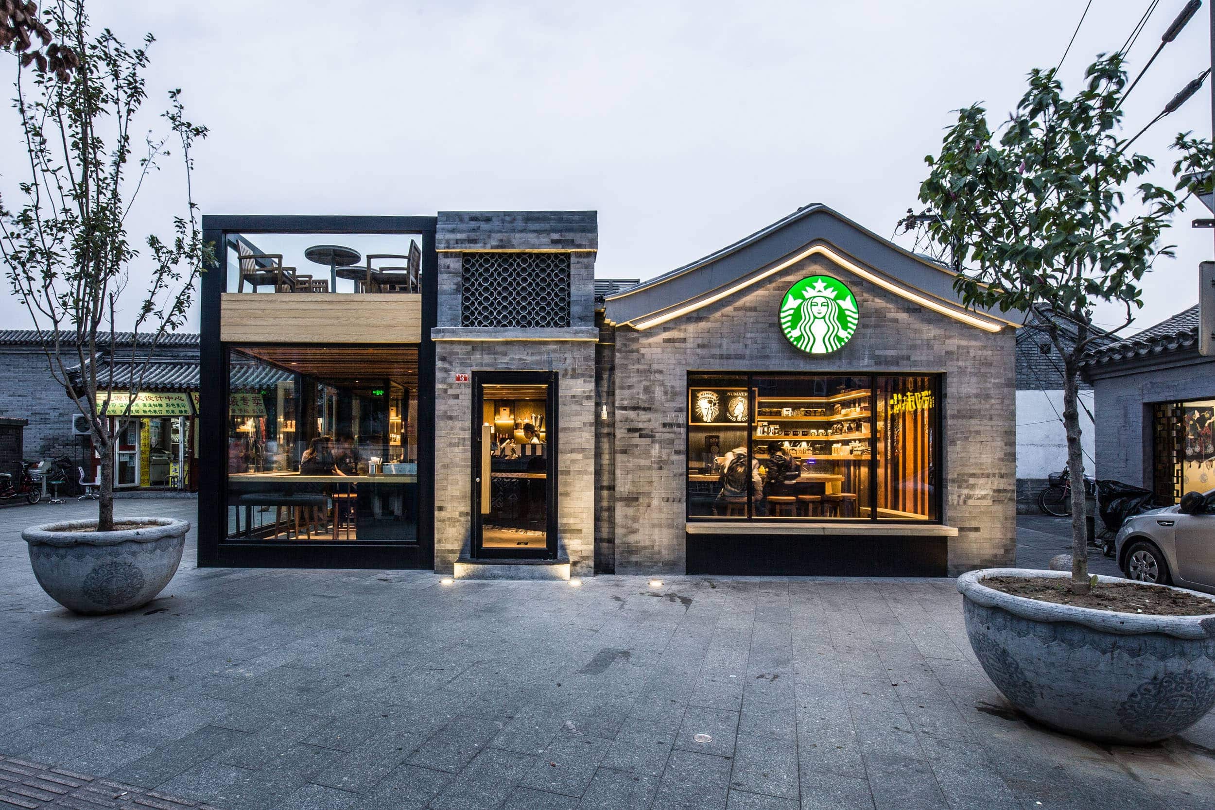 Starbucks: Έβαλε πωλητήριο στην Κίνα – Γιατί θέλει να απεμπλακεί 