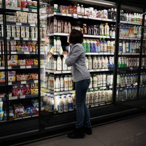 Σούπερ μάρκετ: Πάνω 5% οι πωλήσεις στις τουριστικές περιοχές, μειωμένες για τα cash & carry