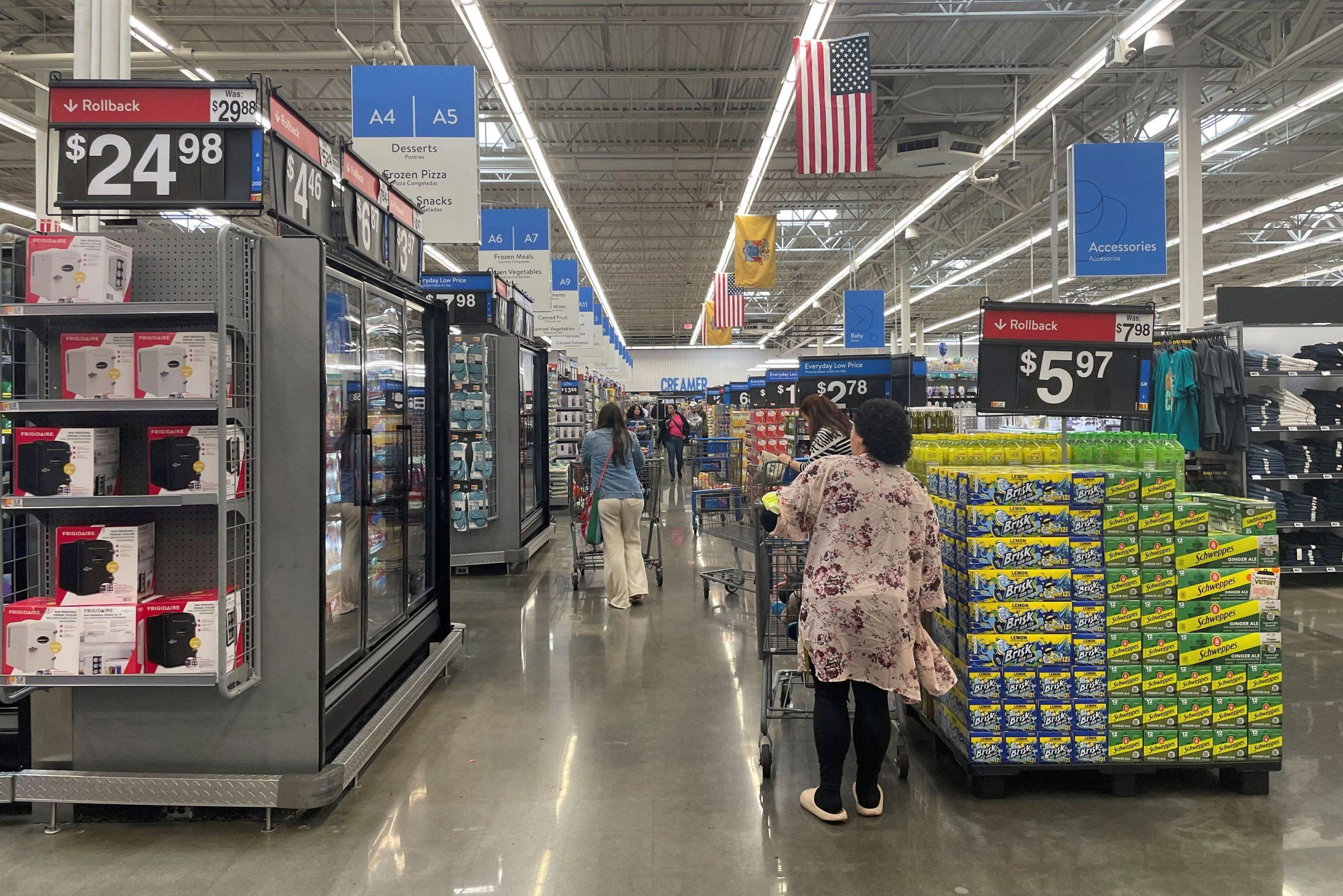 Δασμοί: Πώς αντιδρούν Walmart, Home Depot και άλλοι κολοσσοί της λιανικής στις αυξήσεις
