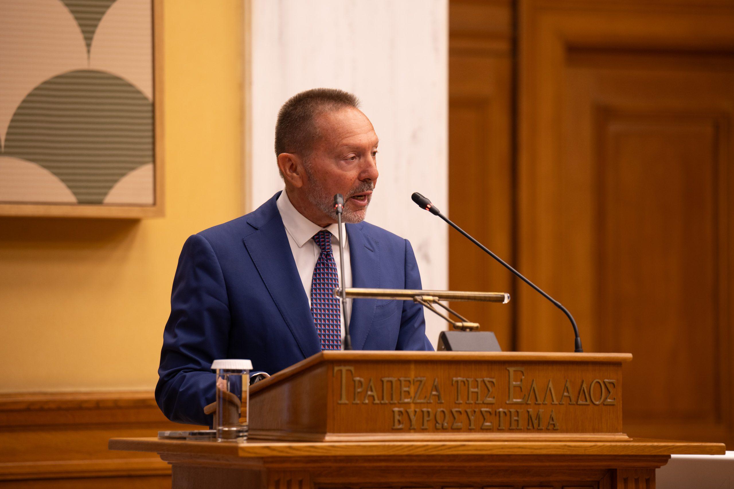 Στουρνάρας: Ανάγκη εισαγωγής μαθήματος οικονομικού εγγραμματισμού στη δευτεροβάθμια εκαπίδευση